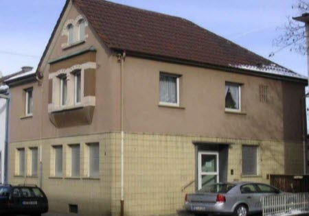 Wilhelmstr. 2 - Postdienststelle von 1935 - 1955, später Sparkassen-Zweigstelle, danach Handarbeitsgeschäft und zuletzt Polizeiposten Plankstadt Wilhelmstr. 2 - Postdienststelle von 1935 - 1955, später Sparkassen-Zweigstelle, danach Handarbeitsgeschäft und zuletzt Polizeiposten Plankstadt