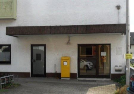Letzte Plankstädter Postdienststelle im Süba-Gebäude Ecke Schubert-Straße / Brühler Weg von 1977 - 2000