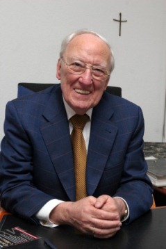 Dr. Lothar Gaa